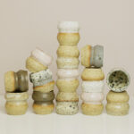 ubeczki Syrenki, ceramiczne kubeczki z piegowatej gliny, szkliwione na różne kolory