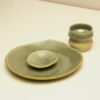 śniadaniowy talerz piegus, ceramiczny z piegowatej gliny szkliwiony na zielono